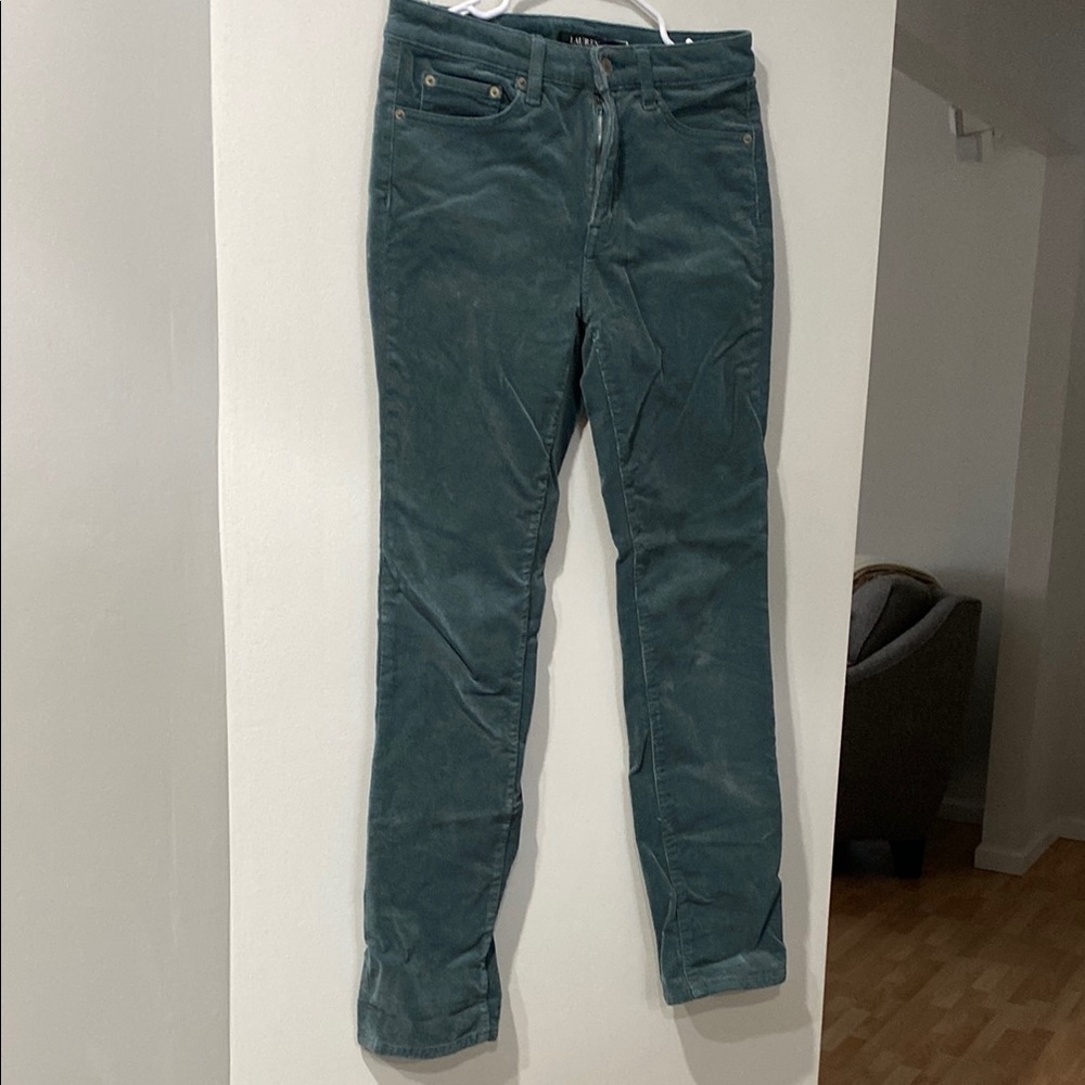 Ralph Lauren Green Straight Leg Pants with Classic Design